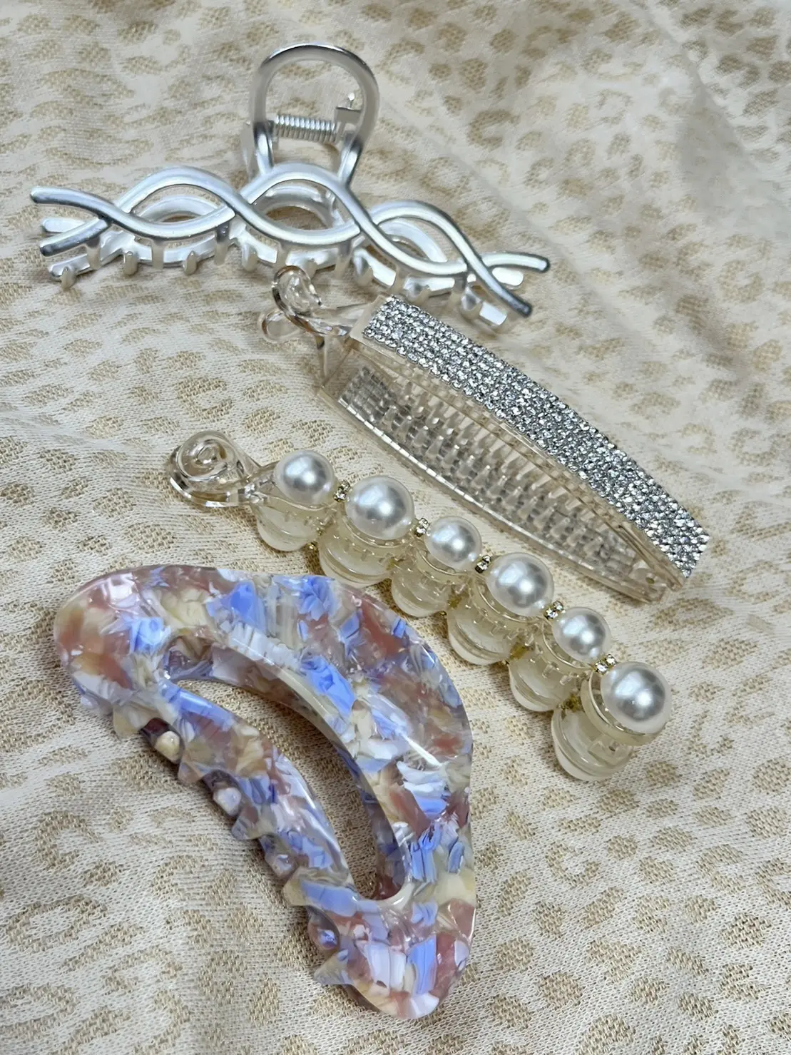 3COINSのヘアアクセ