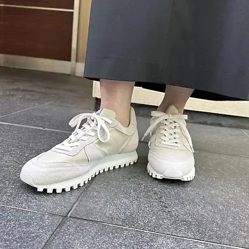 【50代 ファッション】旅の楽しみはおしの画像_22