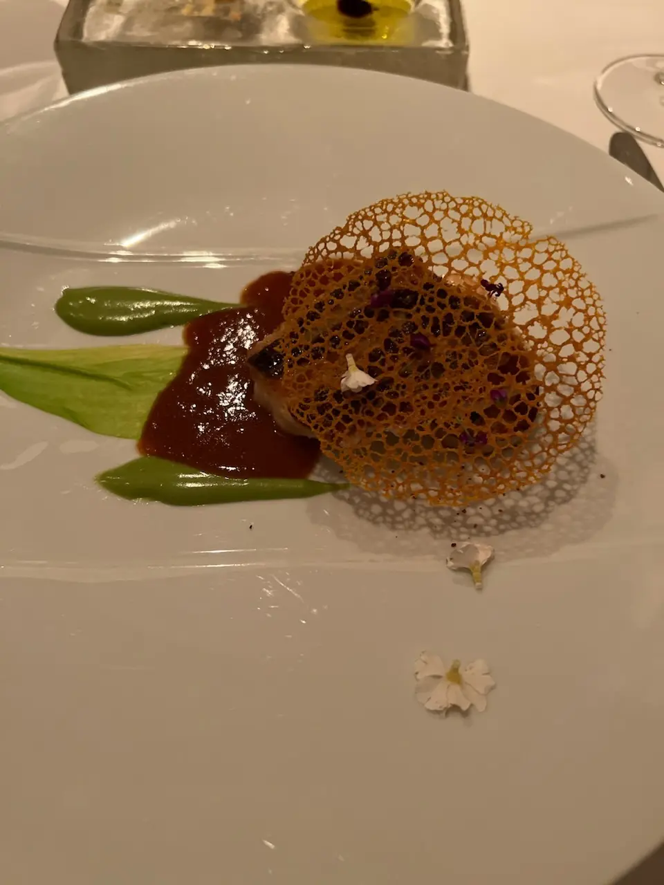 主役は一枚でサマになる前後2WAYブラウの画像_16