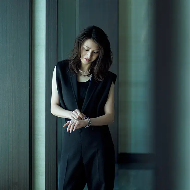 Black Mode × Cool Jewelry