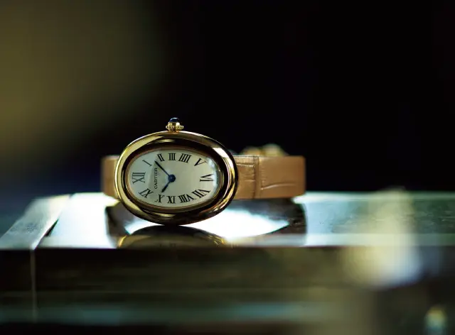 クラシカルな時計のCARTIER 「ベニュワール」