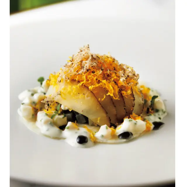 ＂炭火で炙った根セロリのカルパッチョ、トリュフ