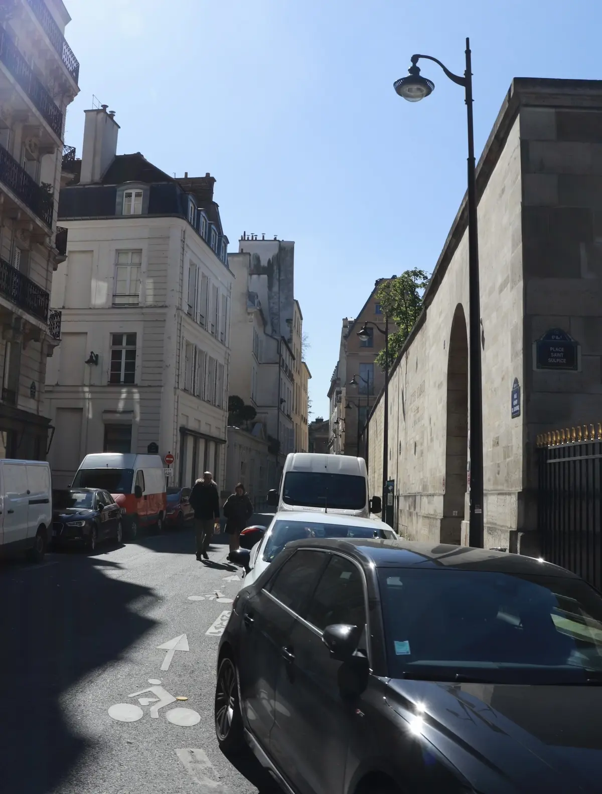 パリ　　アルチュール・ランボー（Arthur Rimbaud）『酔いどれ船』（"Le Bateauivre"）壁詩