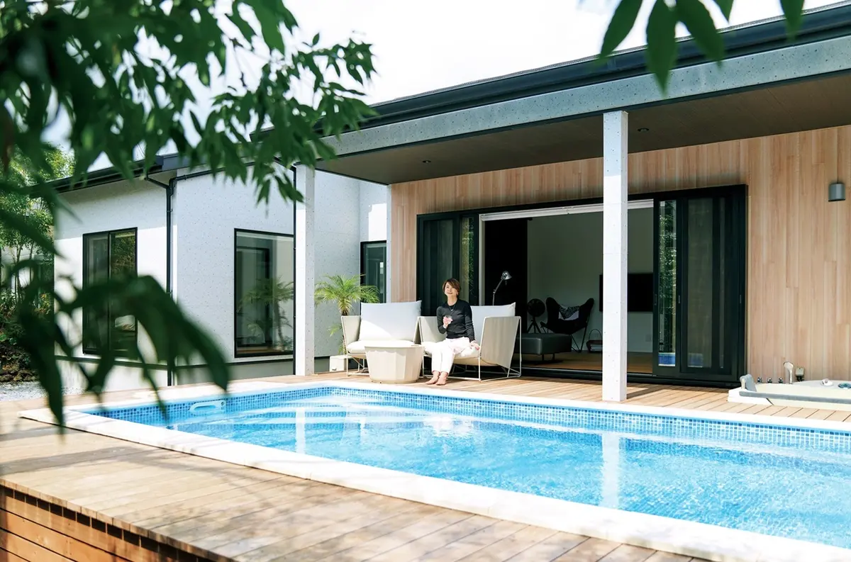 近藤さん宅のプール