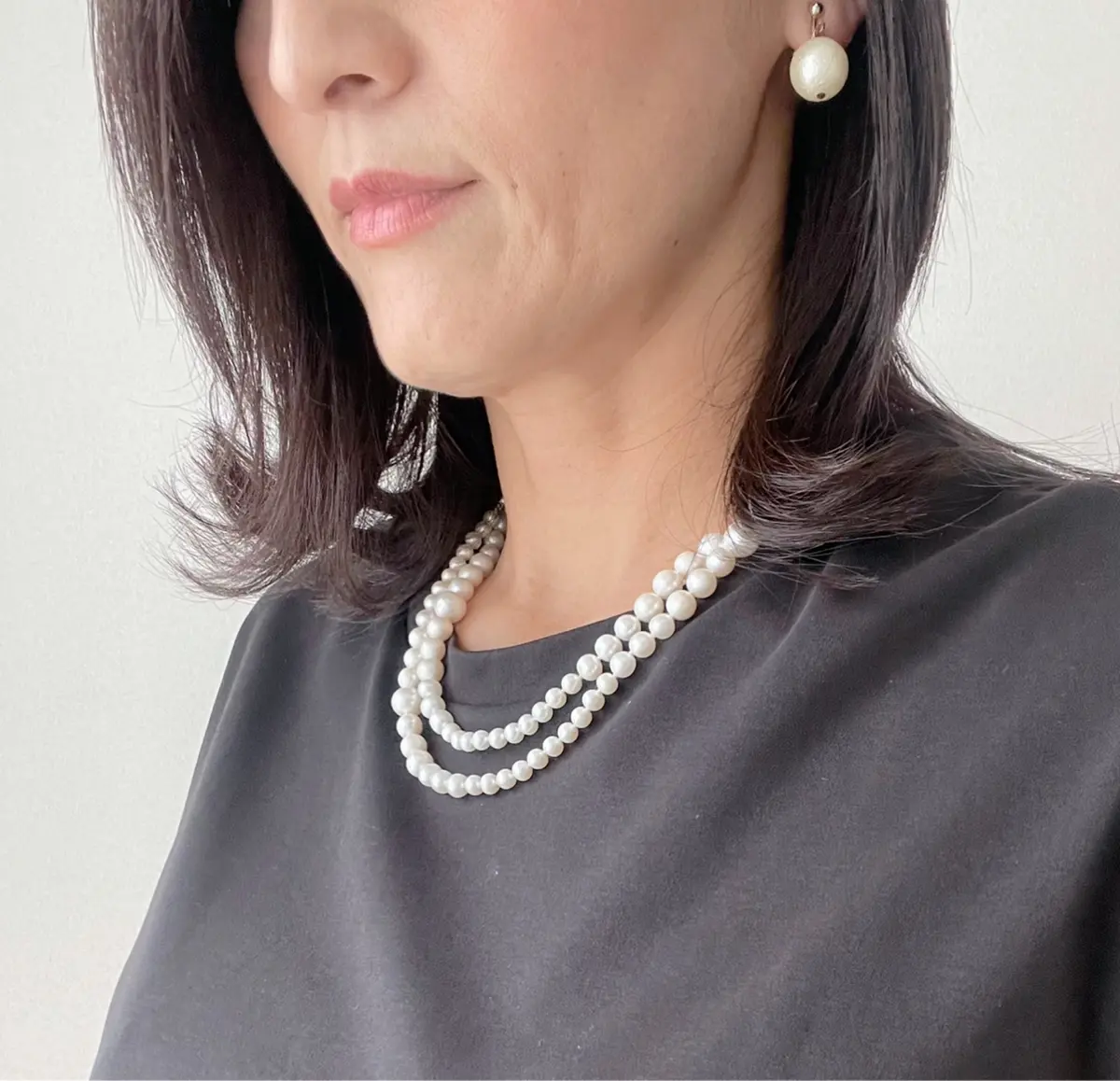 パールをプラスしてデニムスタイルを格上げの画像_3