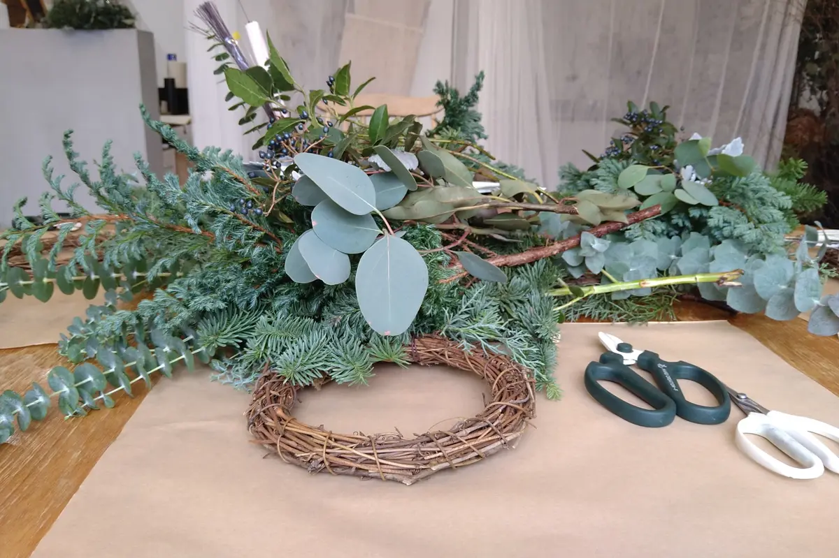 クリスマスリース作りの材料