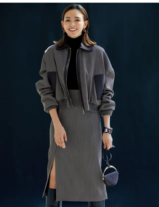 【定番色同士の最旬バランスコーデ5選】色の画像_3