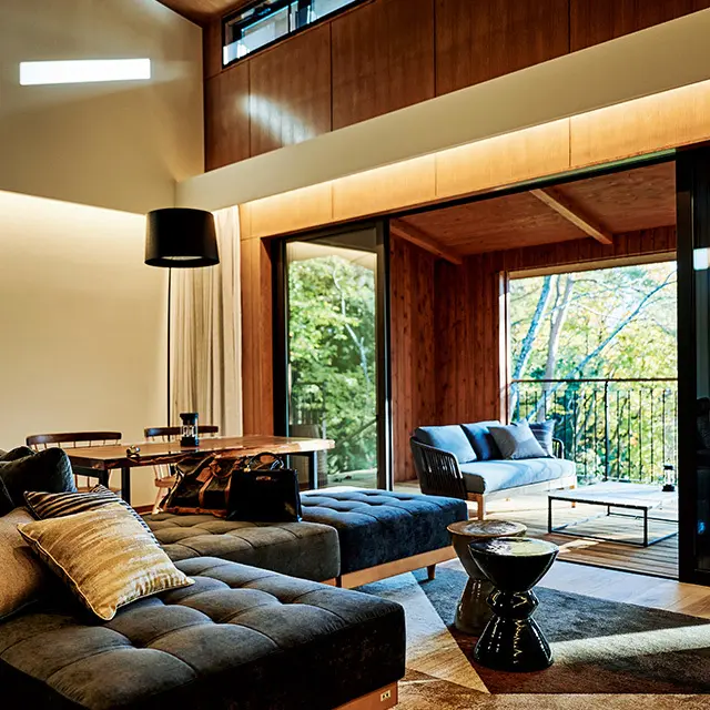 ヴィラには、ミニキッチン やダイニングテーブルも設置