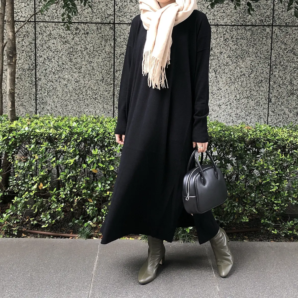 TICCA クルーネックロングワンピース