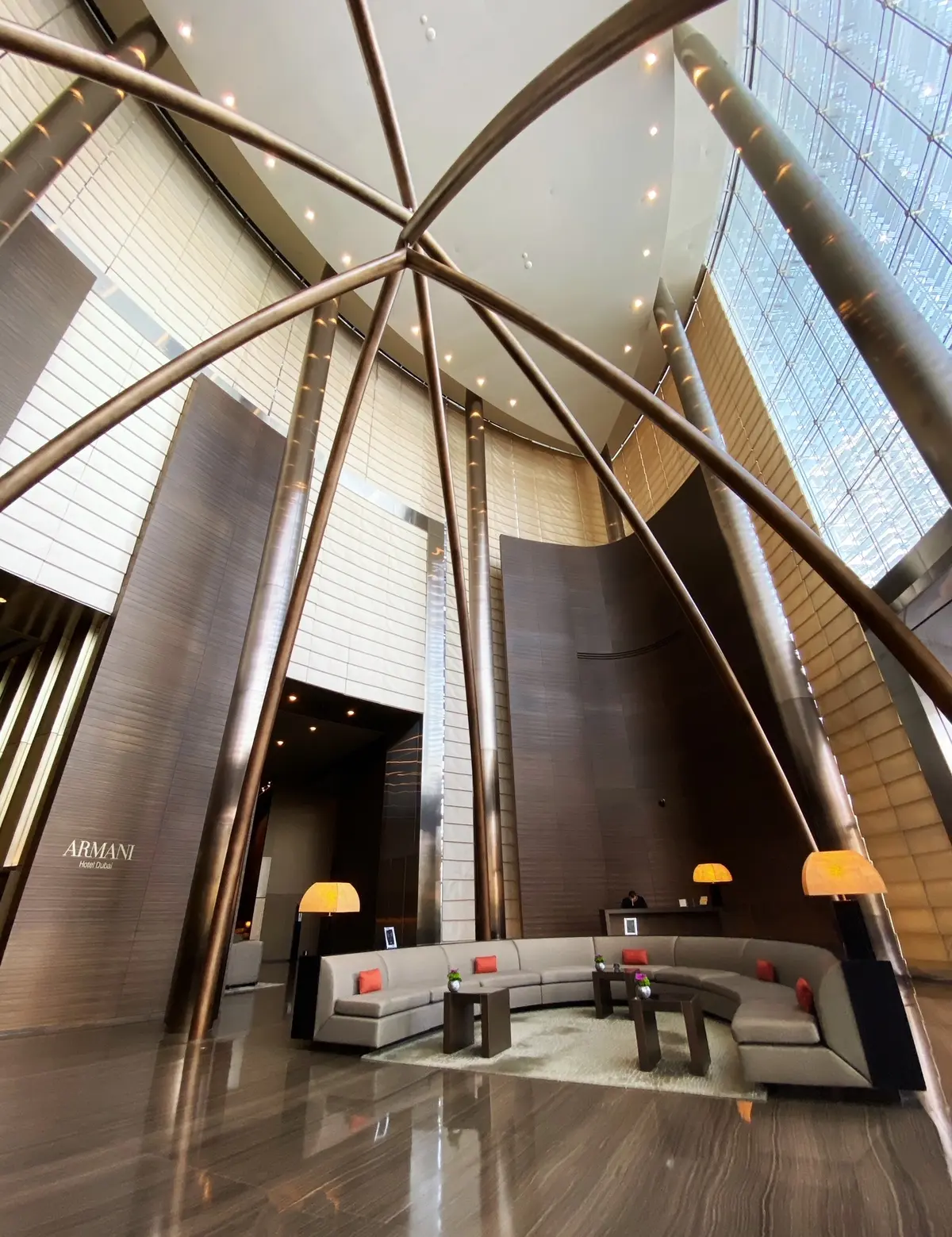 「アルマーニ」ホテルへ 〜ドバイ④〜の画像_12