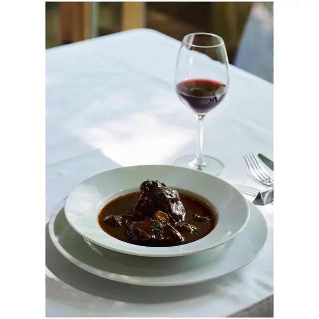 口に入れればとろけるような「ビーフシチュー」￥4,290。