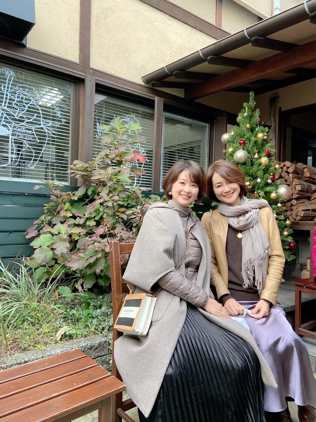 サテンロングスカートを履いて鎌倉デート❤の画像_4