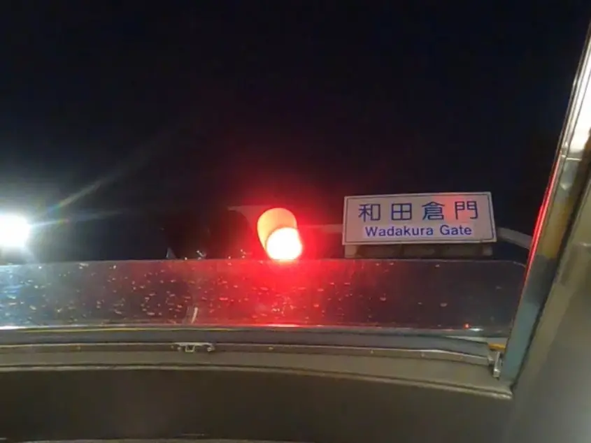 〈＋Ｊ〉のダウンを着て、2階建てオープンの画像_8