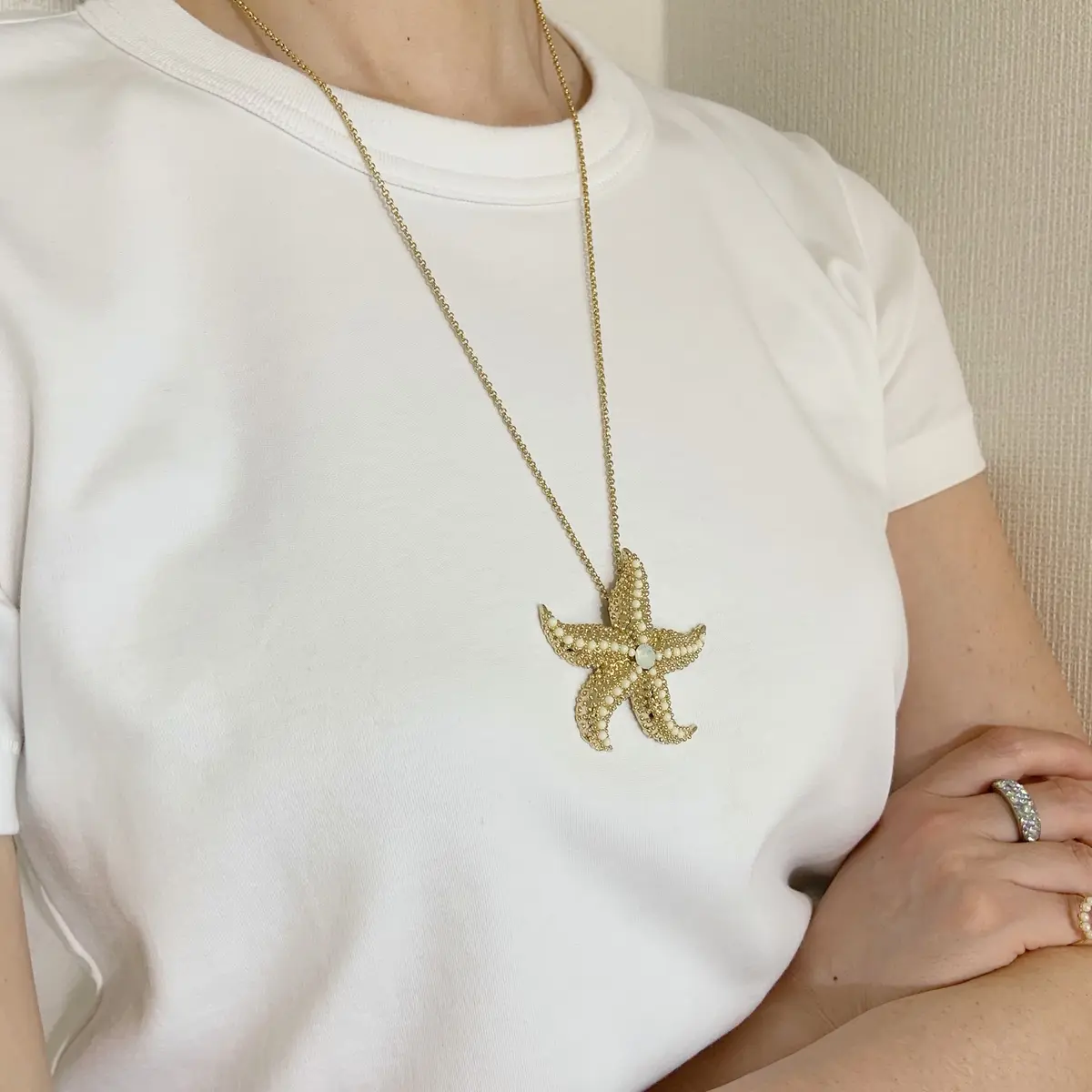 ハイウエストスカートで、自転車に乗ってラの画像_3