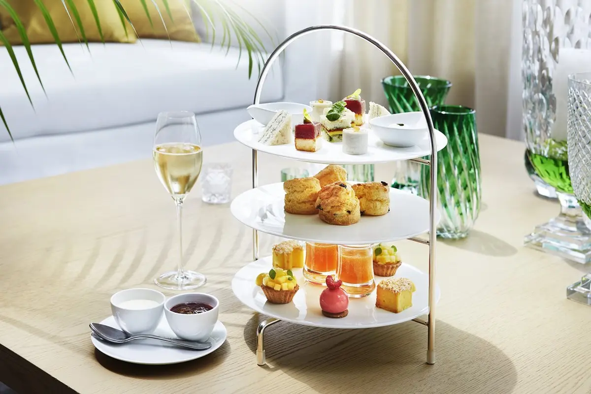 「東京エディション虎ノ門」アフタヌーンティー ルイナールブラン ド ブラン