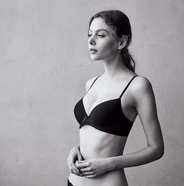 速乾・さらさら軽いブラ　(モールドカップ・ワイヤー入り)