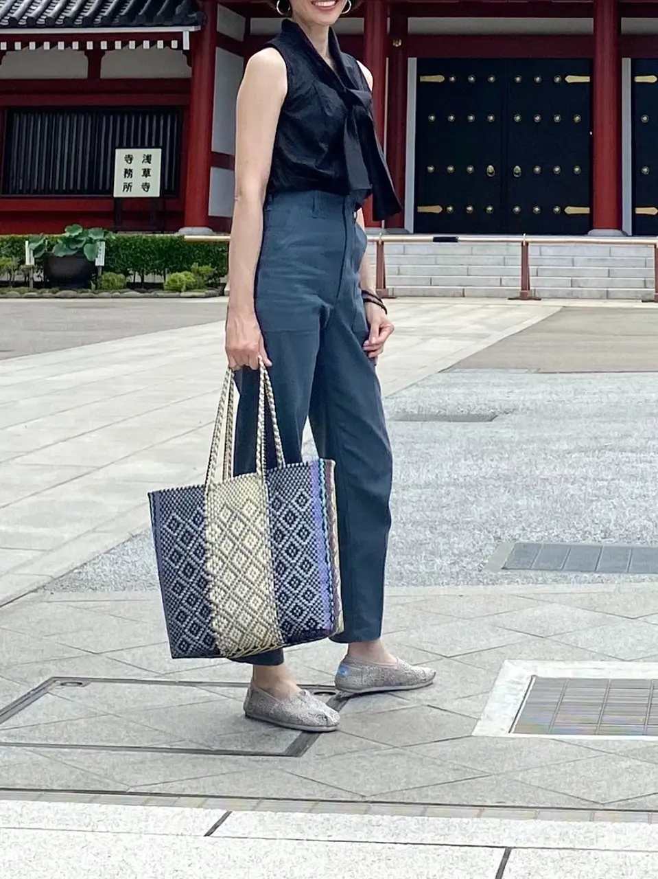 Atelier N’Sのボウタイトップス