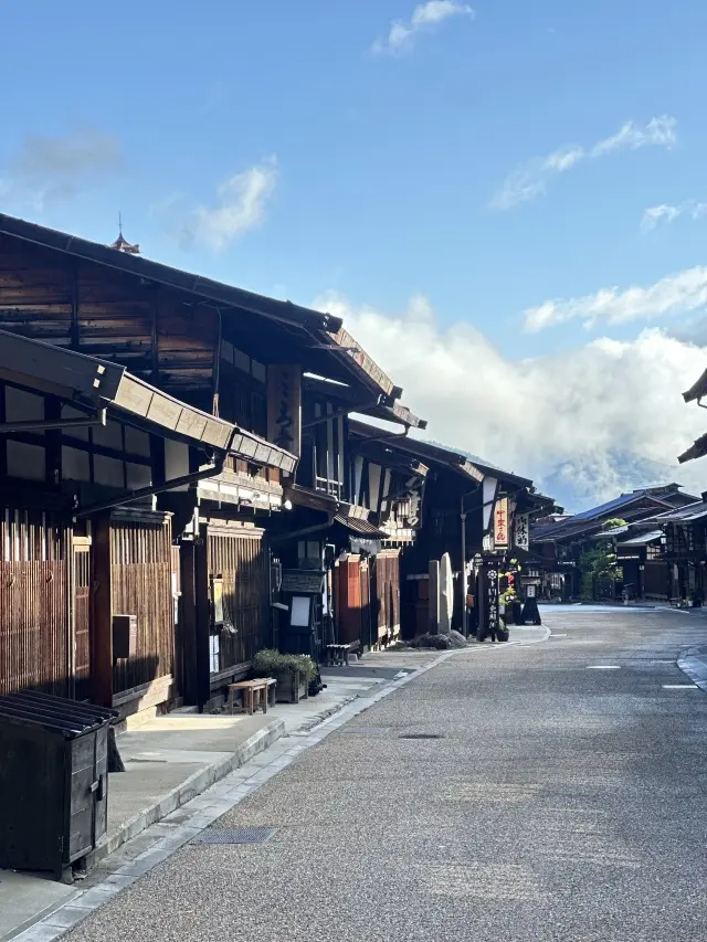 ホワイトコーデで、秋の塩尻市木曽平沢・奈の画像_11