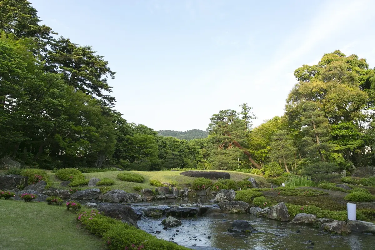 素晴らしい日本庭園を眺めながら、日本ワイの画像_7