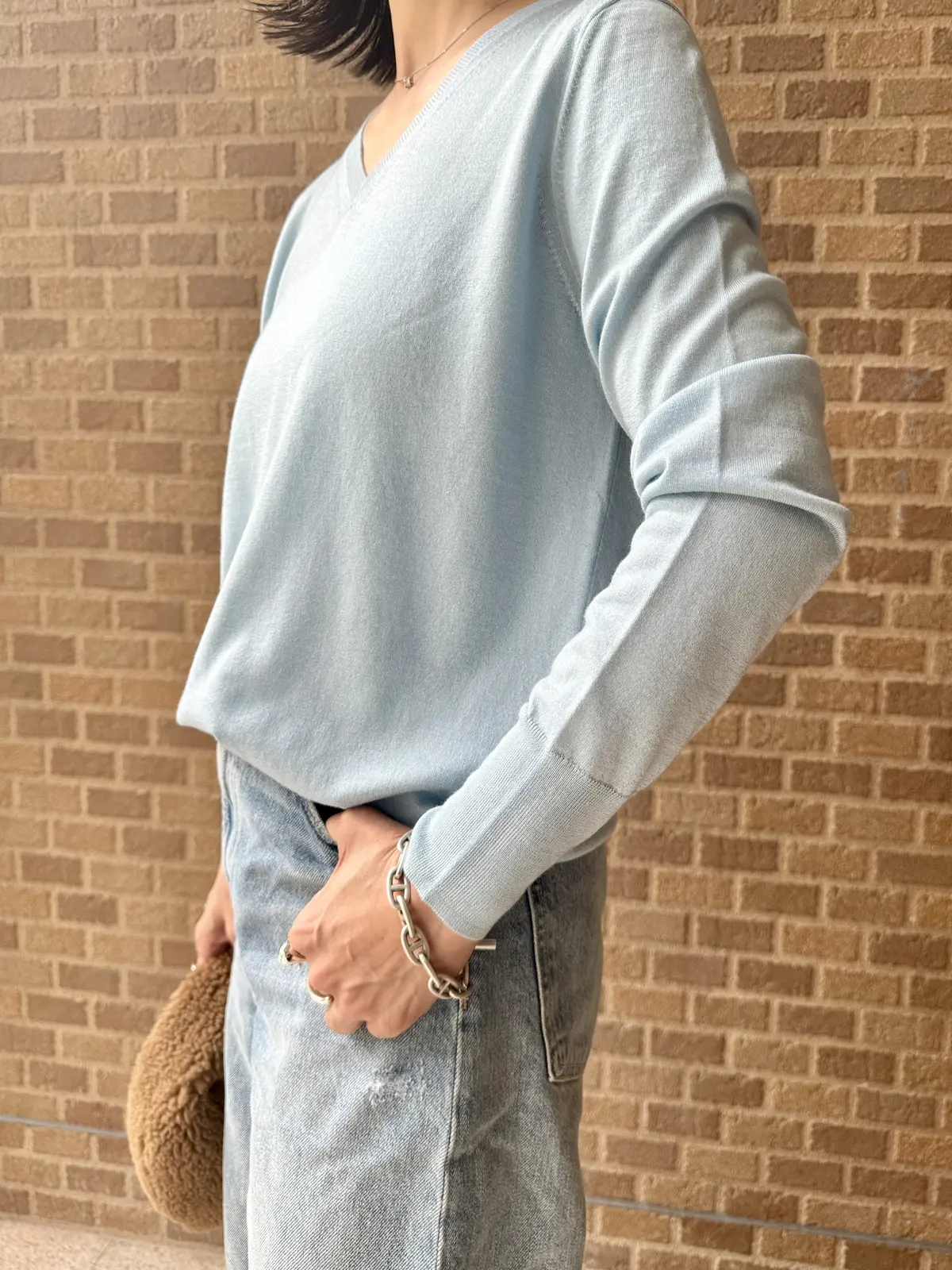 「シルクカシミヤ混 浅Vネックニット」極の画像_6