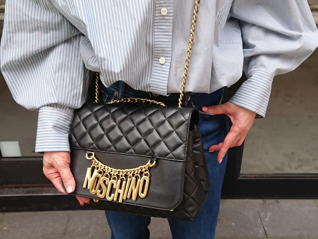 チェーンバッグ