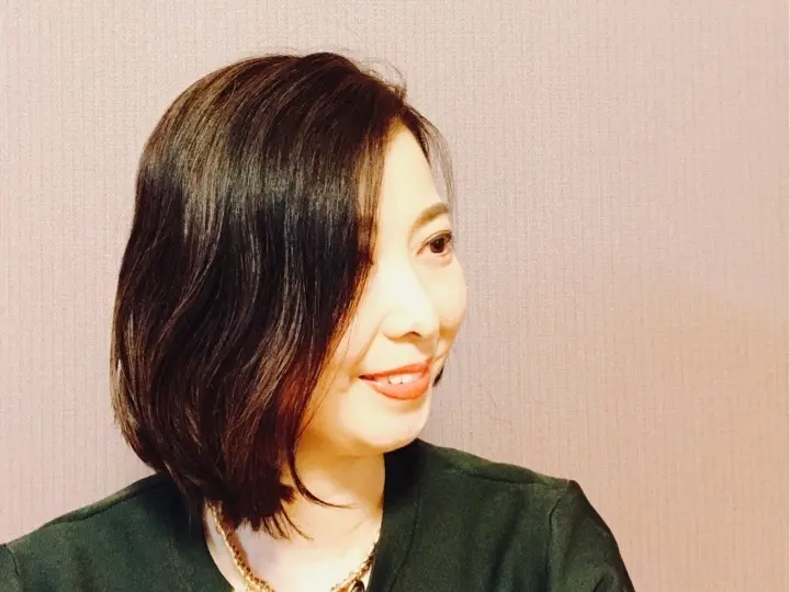 アラフィー世代　髪型