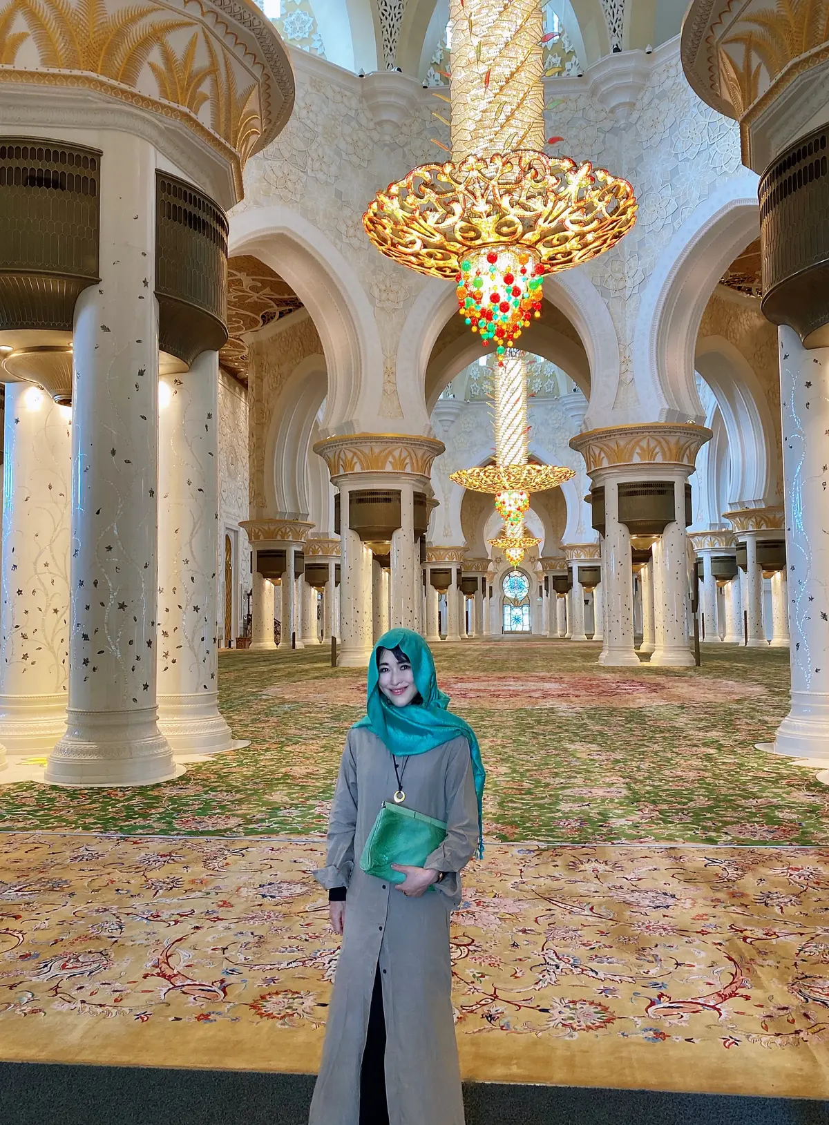 アブダビの象徴眩い「グラン・モスク」へ の画像_14