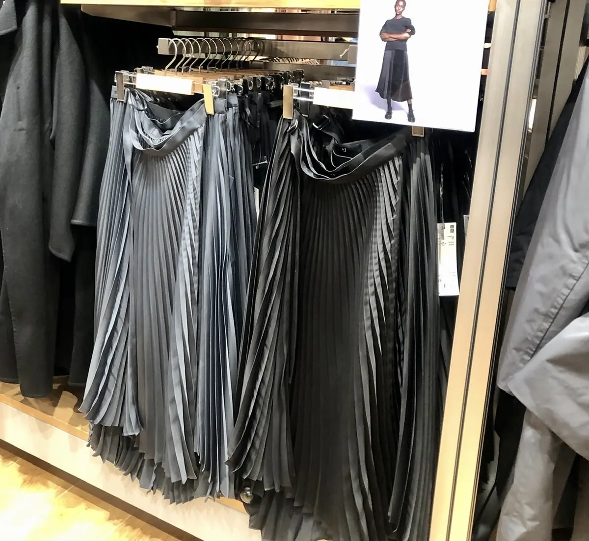 UNIQLO +J プリーツスカート