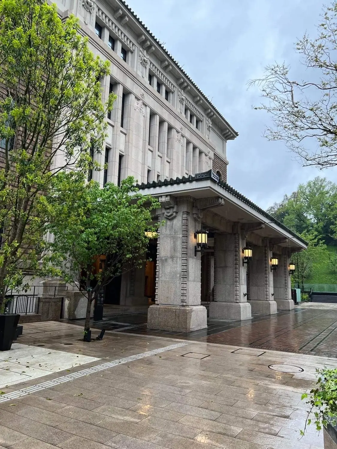 九段会館テラス