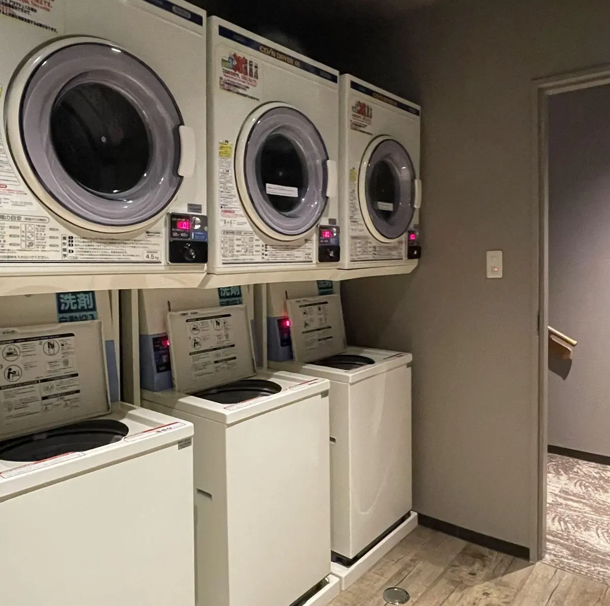 コートヤードバイマリオット白馬内のコインランドリー
