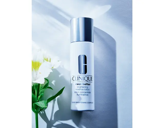 クリニーク　イーブン ベター  ブライト エッセンス ローション