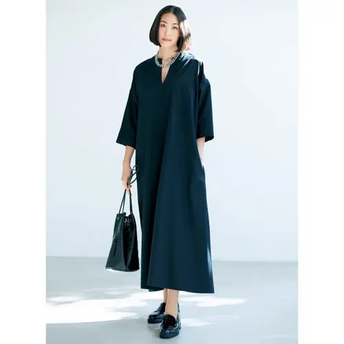 MADISONBLUE×éclat ノーカラーVネックワンピース