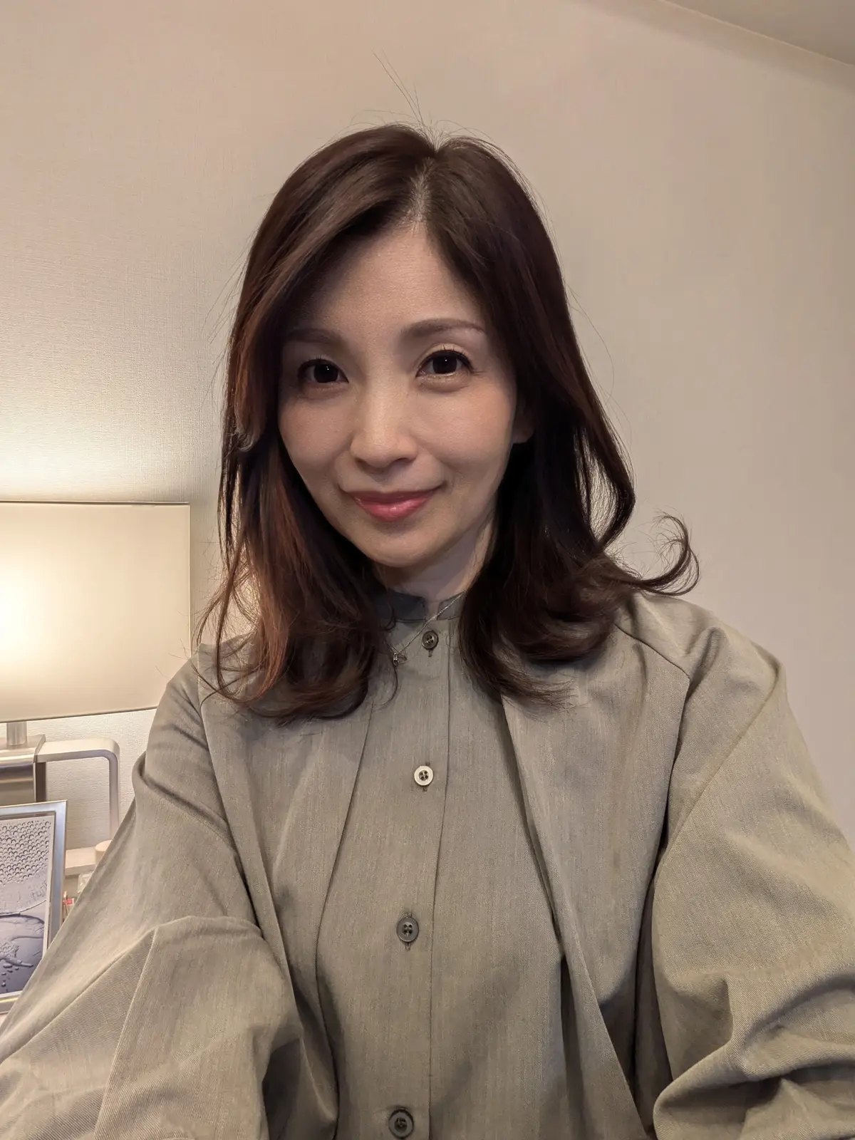 【50代ヘアスタイル】秋色ヘアカラー＆欠の画像_7