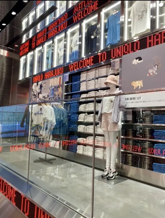 ユニクロのメガネ、タンクトップコーデでおの画像_5