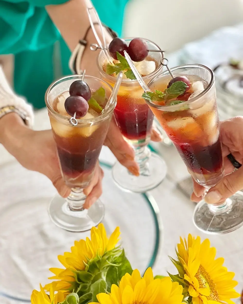 ウェルカムグレープアイスティーで乾杯