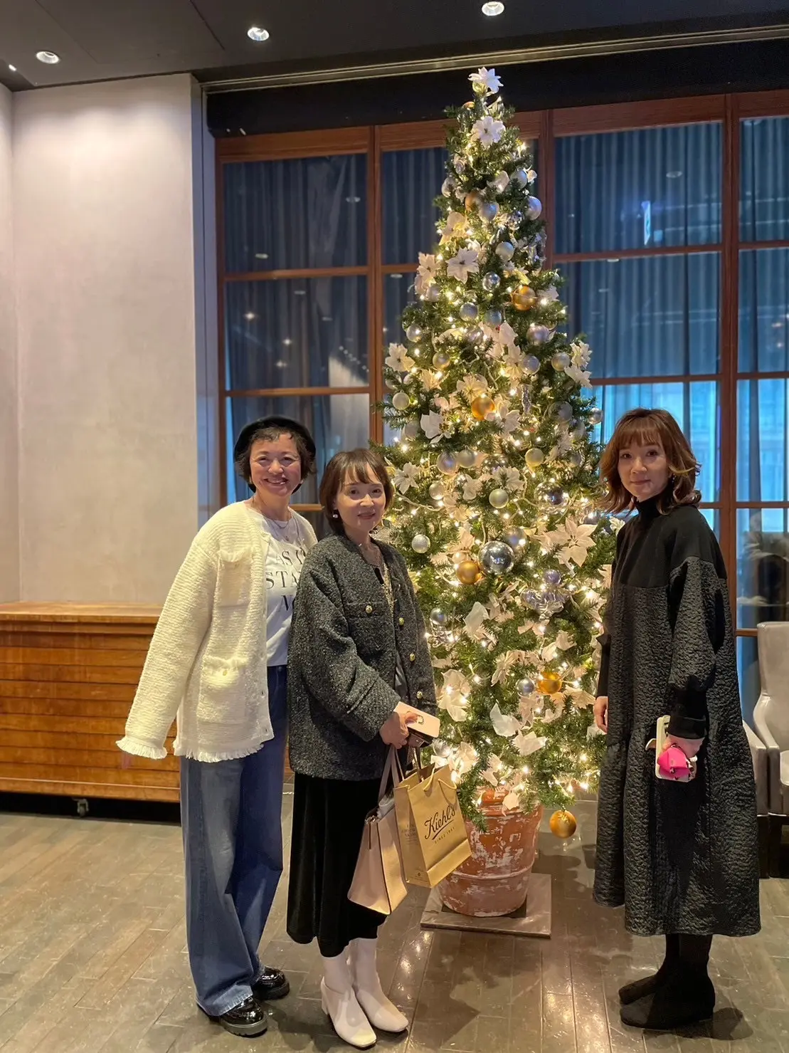 今冬はエクラで人気の「長めのショート」にの画像_5