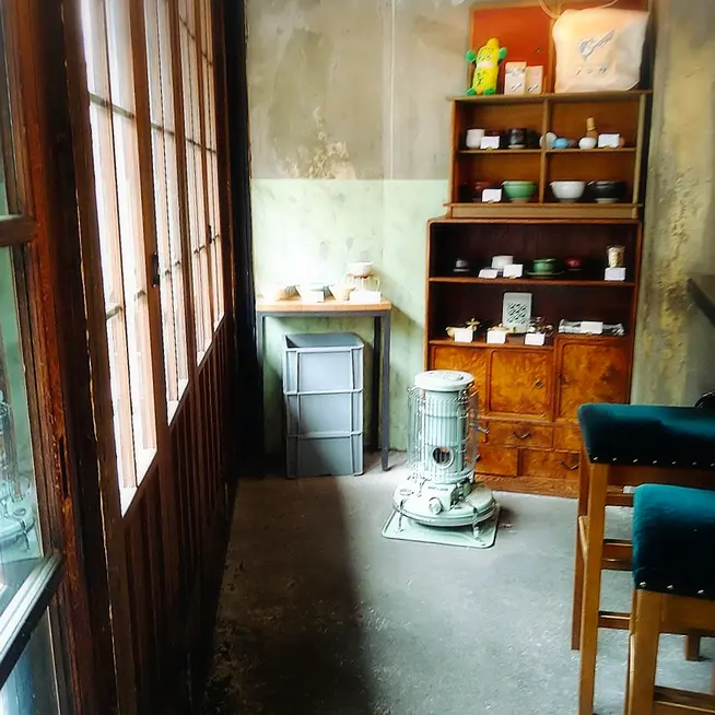 西荻窪の日本茶専門店「サテン」店内