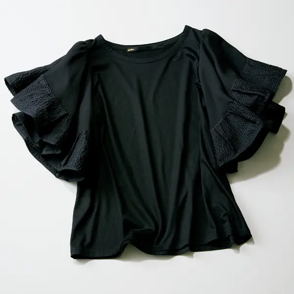 華デザイントップス　黒４　ミュラー オブ ヨシオクボ