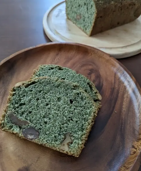 よもぎパウンドケーキ（くるみ＆甘納豆）