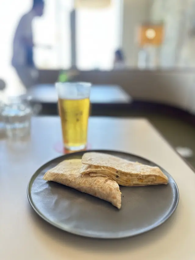 機能的なファッション × 海辺の美食 ×の画像_9