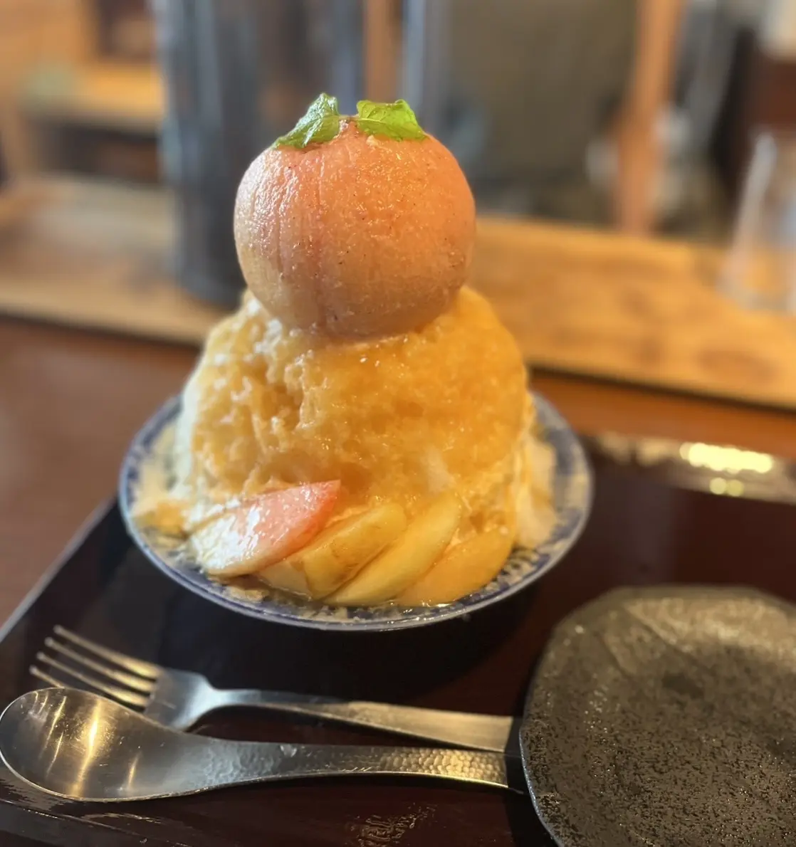 桃丸ごとかき氷