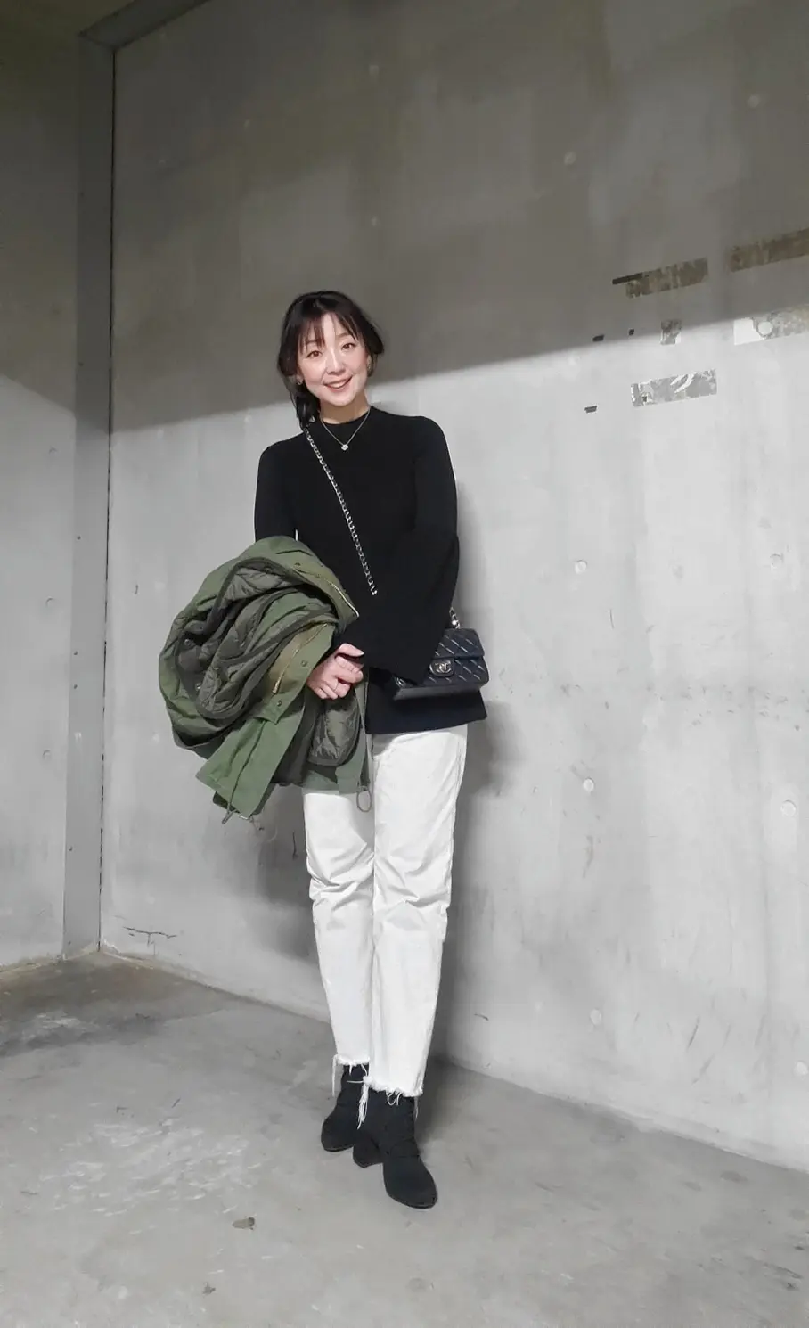 暖かさが戻った休日”軽めの便利なブルゾンの画像_6