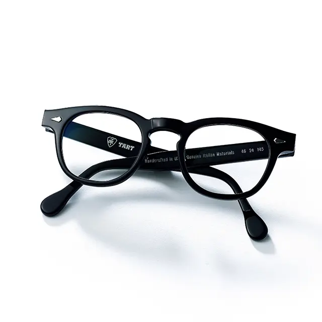 紫外線が当たると色が変化!