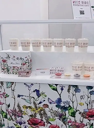 ミス ディオール アート イベントに行っの画像_11