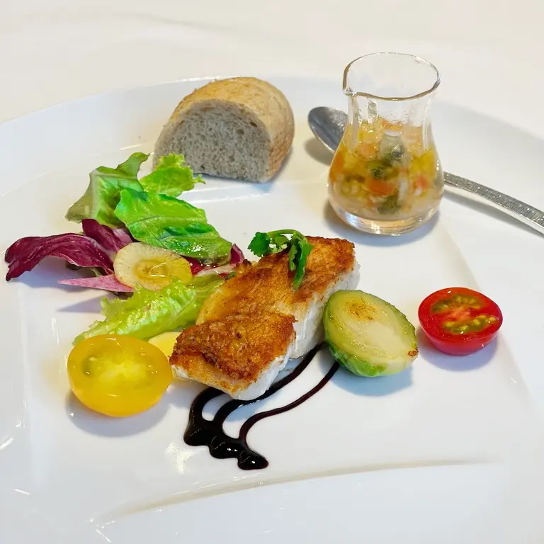 Blanc Rouge ブランルージュ　東京ステーションホテル　魚　Fish　笠子