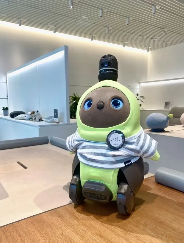 ユニクロで大人気のホルダーネックのタンクの画像_6