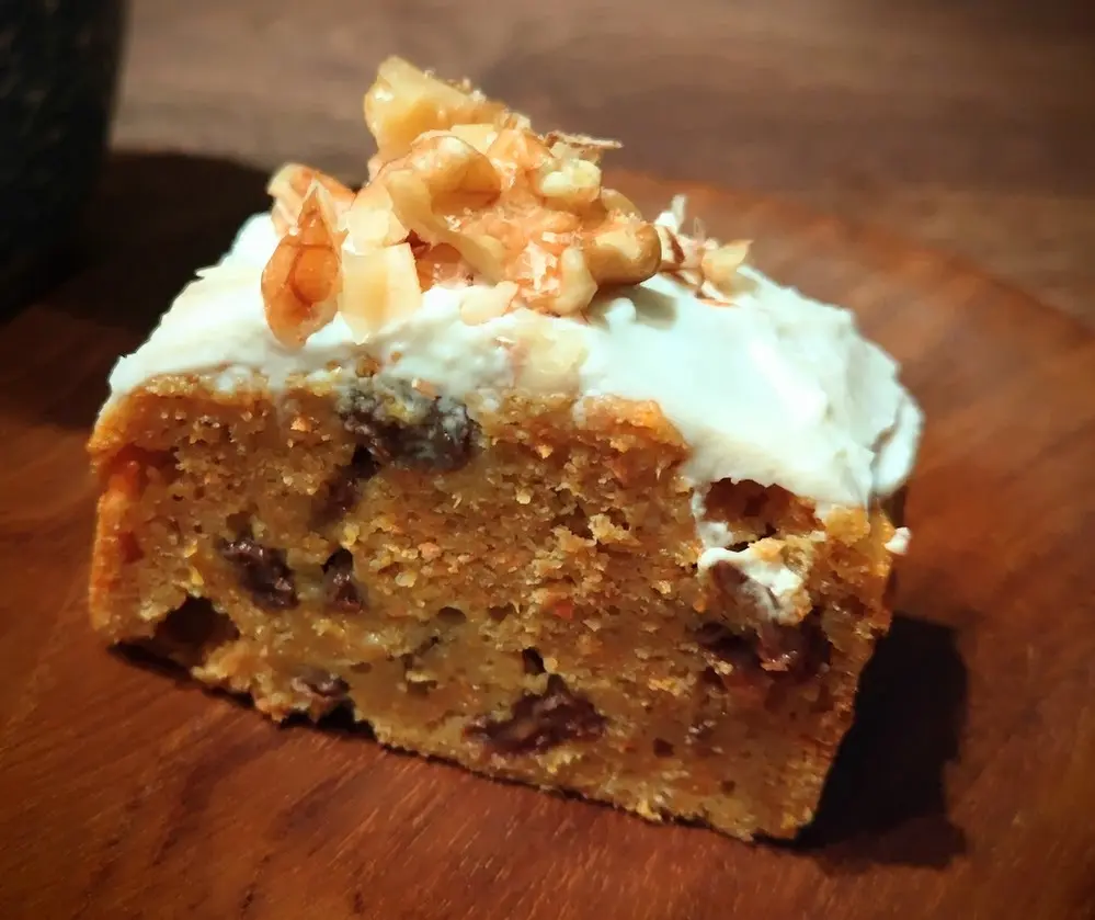 米粉キャロットケーキ　レーズン入り