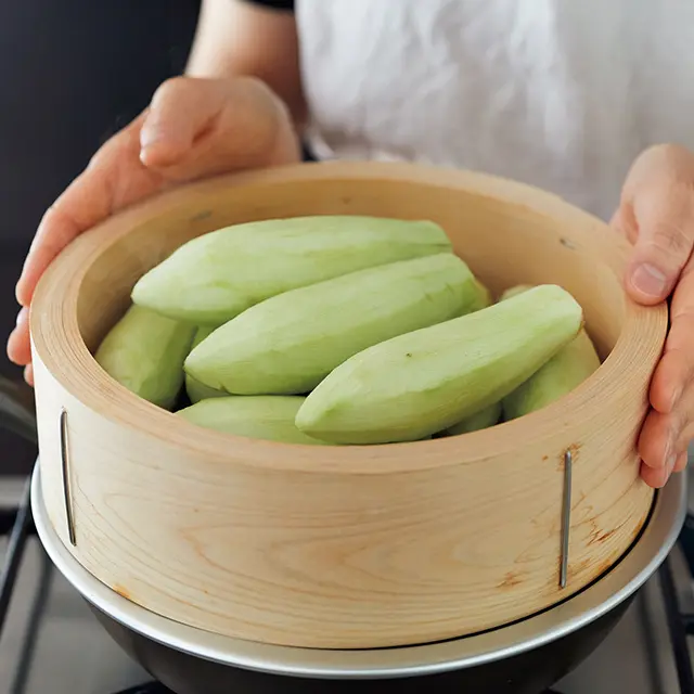 丸ごと蒸しなす