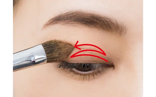 アイホールにワイパー塗り