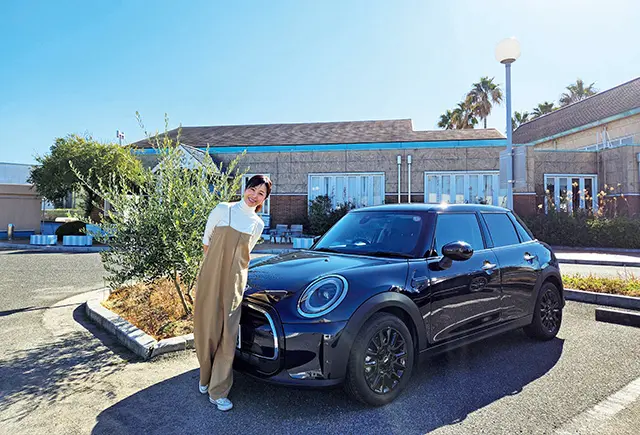 クルマもファッションの一部。 女友だちとどこへでも！ （ 久美子さん ／ミニ・クーパーD ）